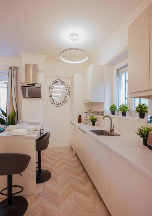 Corvin Avenue Premium Central Apartment บูดาเปสต์ ภายนอก รูปภาพ